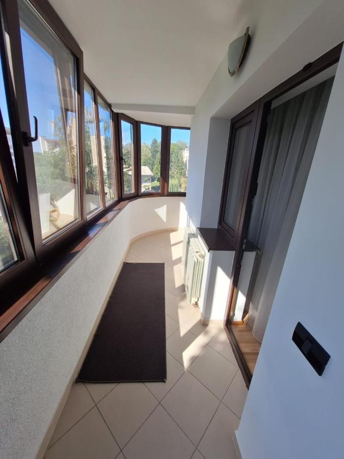 Urban George Enescu 4 Beedroom Apartment Suceava Buitenkant foto