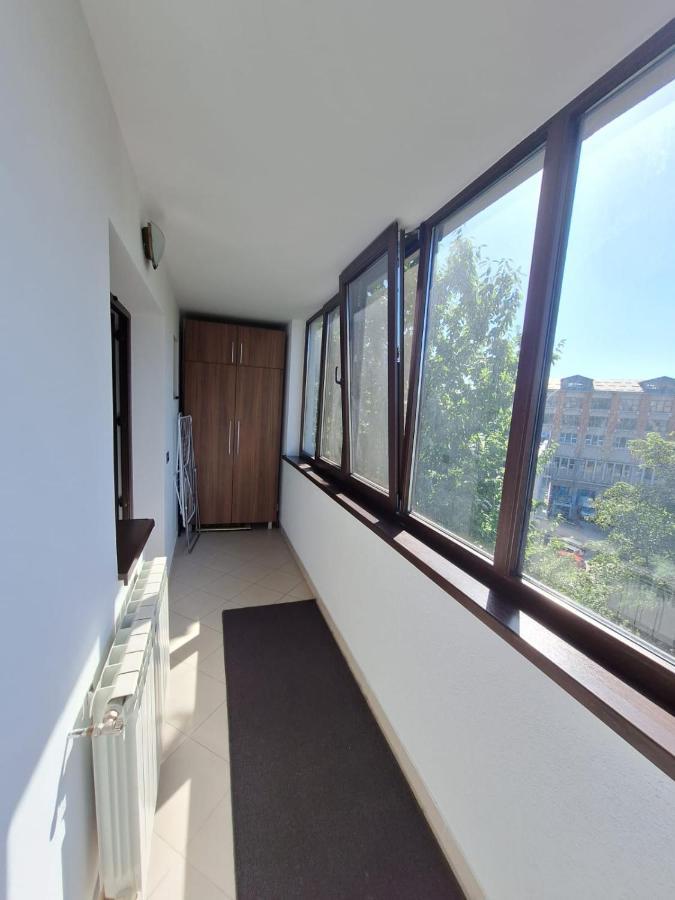 Urban George Enescu 4 Beedroom Apartment Suceava Buitenkant foto